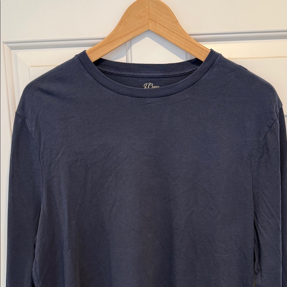 L.L. Bean Men's Dark Blue Long Sleeve Tee
